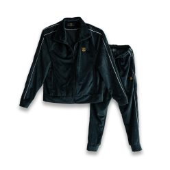 Fekete bársony melegítőszett